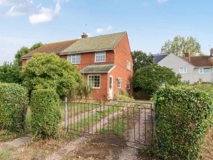 Littleham Road, EX8 2QL