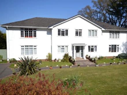 Brook Meadow Court, EX9 6AQ