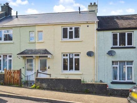 FOR SALE VIA BRADLEYS TRADITIONAL ONLINE AUCTION 10AM 11TH MAY  2026.