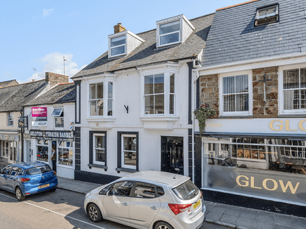 50 Meneage Street Helston. 3 Storey Period Property In Town Centre 
