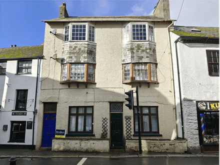 Flat 3, 1 Buller Street