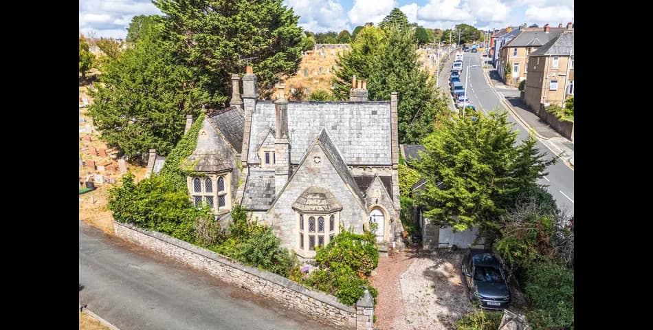 Property Image 8