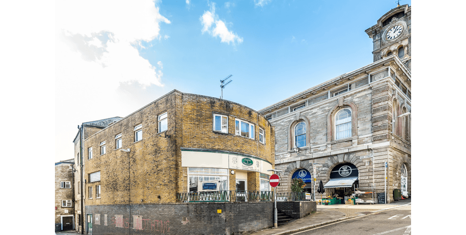 Property Image 0